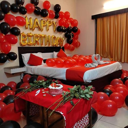 Goroomgo Blue Bell Bhubaneswar - Well Decorated Room -Wifi And Parking Facilities Available Eksteriør bilde